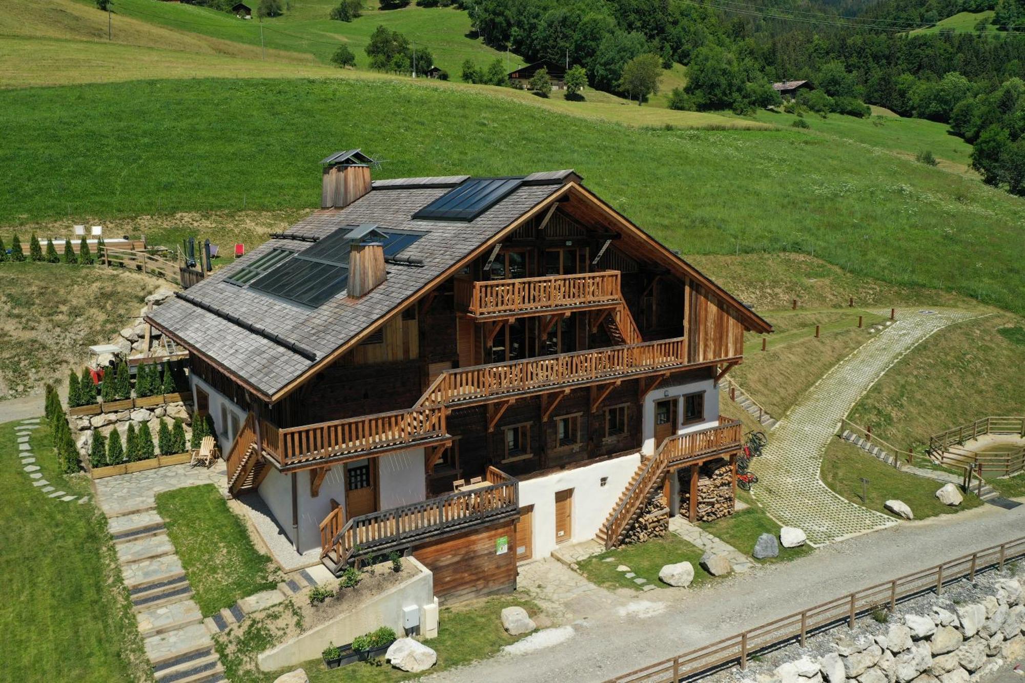 Le Toi Du Monde Bed and Breakfast Flumet Exteriör bild